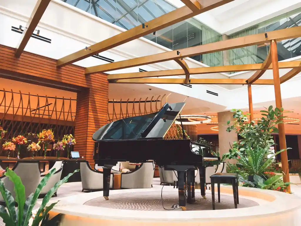 Oakplain Creative Grand Lobby Entertainment